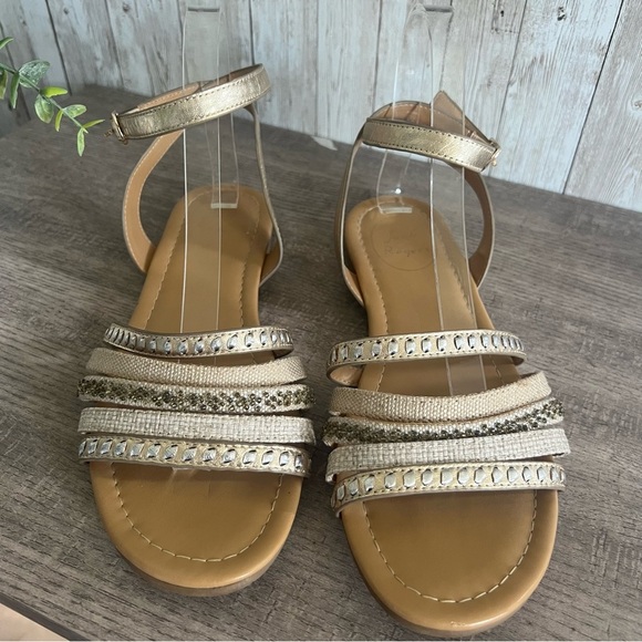 Jack Rogers Gold Raffia Strappy Woven Beaded Sandals 9 - Picture 1 of 5